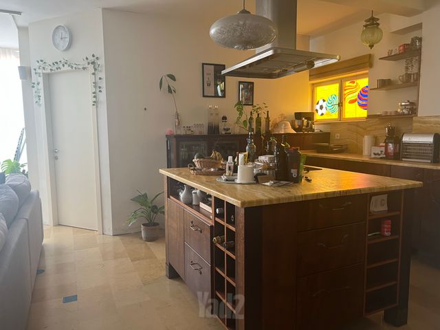 Ramat Gan, Israel 8