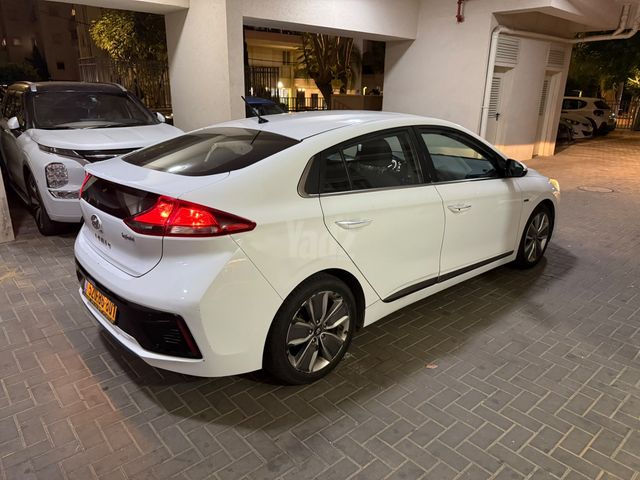 מודעת רכב יונדאי איוניק