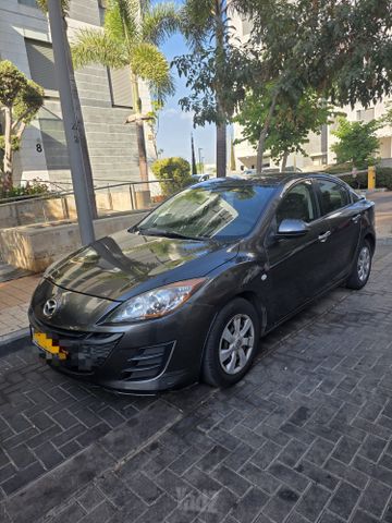 מודעת רכב מאזדה 3