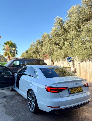 מודעת רכב אאודי A4