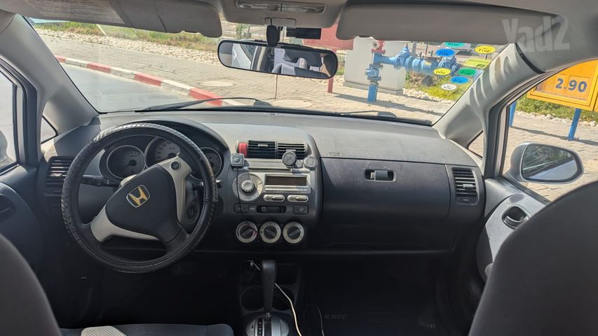 מודעת רכב הונדה ג'אז