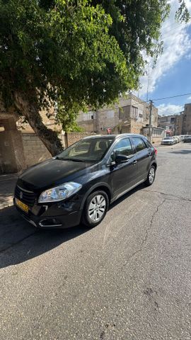 מודעת רכב סוזוקי קרוסאובר