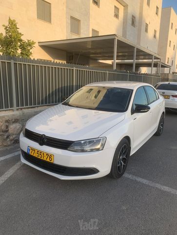 ג'טה  Trendline אוט׳ בנזין 1.2 (105 כ״ס)