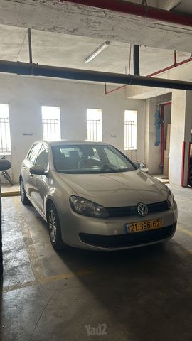 גולף Trendline אוט׳ בנזין 5 דל 1.6 (102 כ״ס)