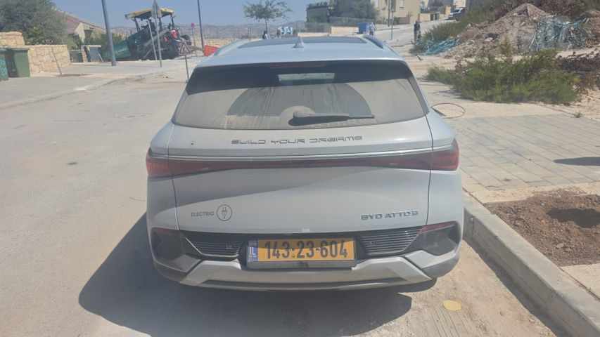 מודעת רכב בי.ווי.די אטו 3
