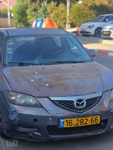 מודעת רכב מאזדה 3