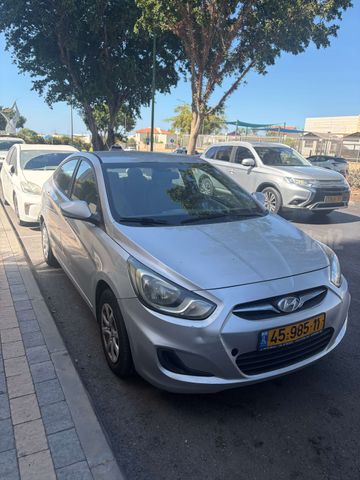 מודעת רכב יונדאי אקסנט i25