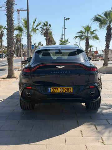 מודעת רכב אסטון מרטין DBX 2