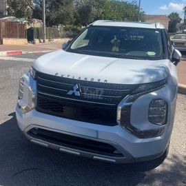 מודעת רכב מיצובישי אאוטלנדר