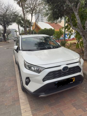 מודעת רכב טויוטה RAV4