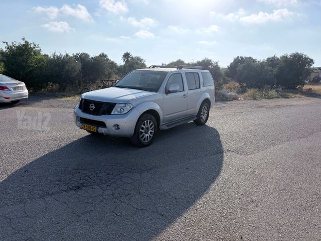 מודעת רכב ניסאן פאת'פיינדר