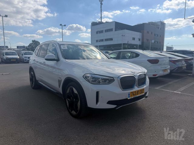 מודעת רכב ב מ וו iX3