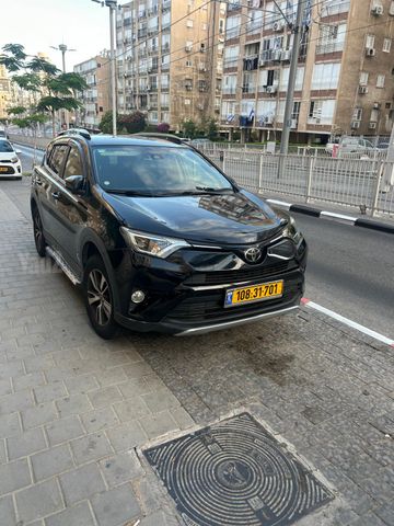 מודעת רכב טויוטה RAV4