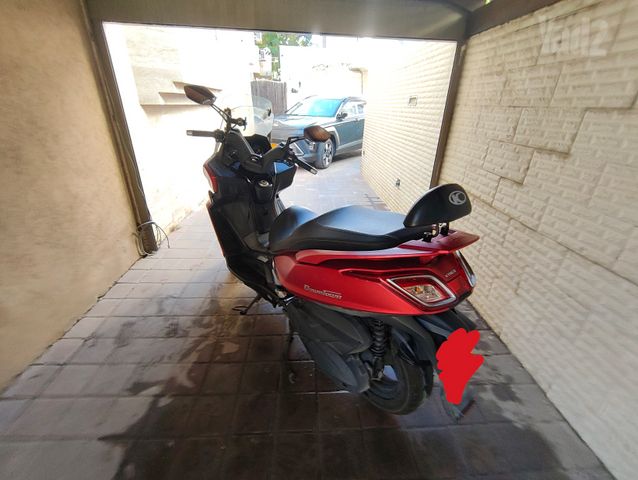 מודעת רכב קימקו דאון-טאון 350