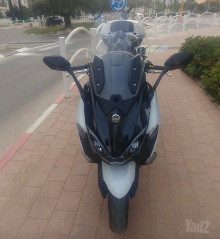 מודעת רכב סאן יאנג TL500