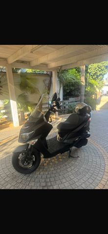 מודעת רכב סאן יאנג ג'וי רייד 200