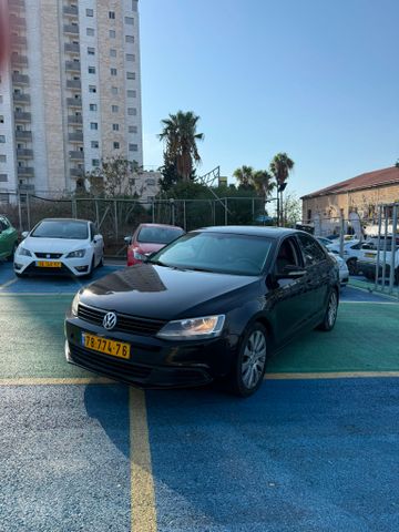 ג'טה  Trendline אוט׳ בנזין 1.4 (122 כ״ס)