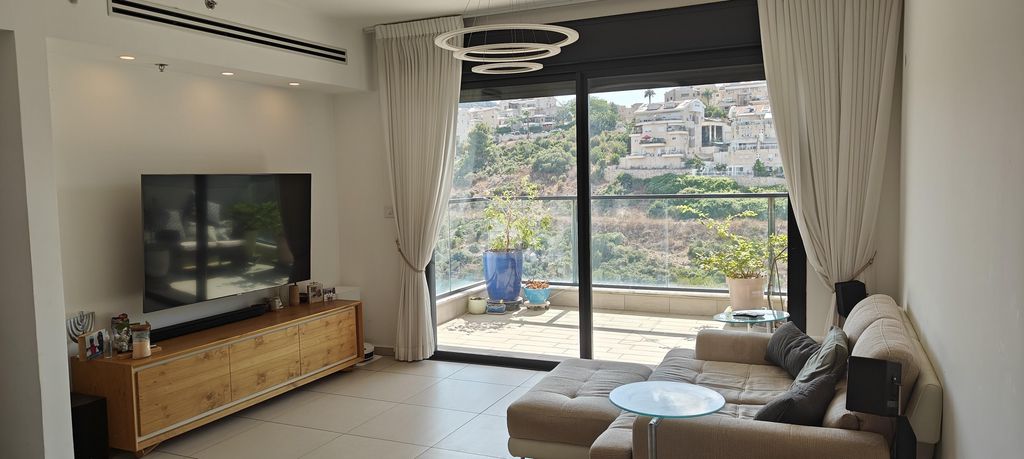 ברל כצנלסון 43