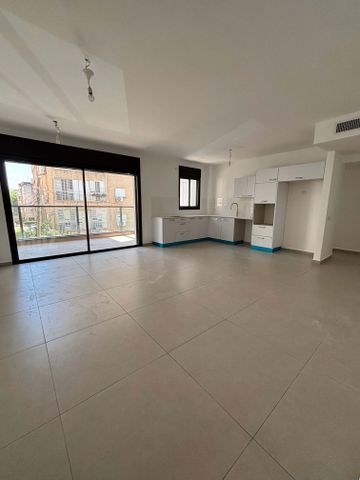 Petah Tikva, Israel 2