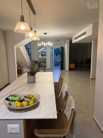 Ashdod, Israel 3