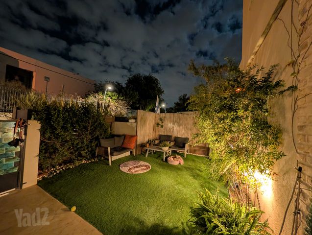 Herzliya, Israel 7