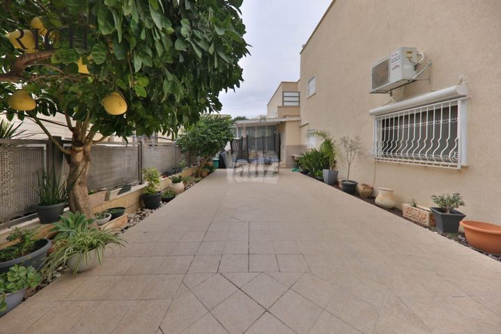 בעל שם טוב 52