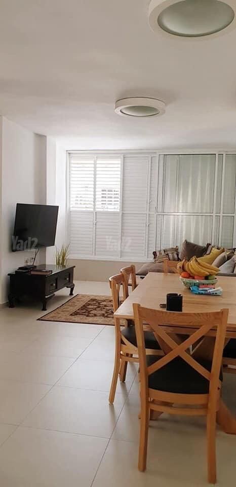 Holon, Israel 7