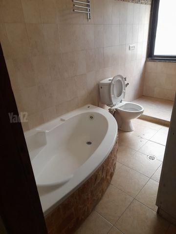 Givatayim, Israel 4