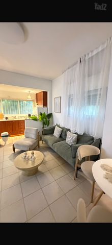 Givatayim, Israel 6