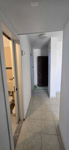 Holon, Israel 12