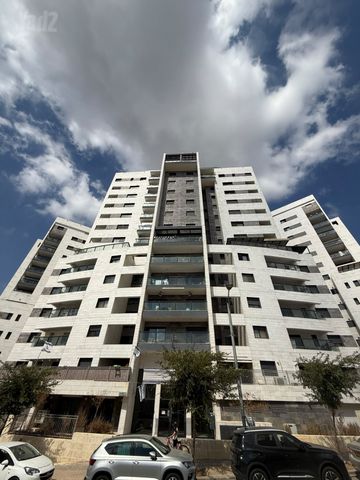 שרה אהרונסון 