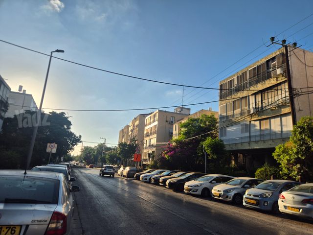 Holon, Israel 8