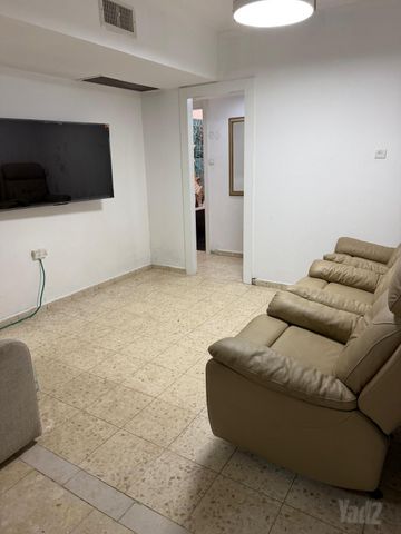 Ashdod, Israel 4