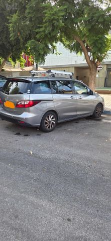 מודעת רכב מאזדה 5