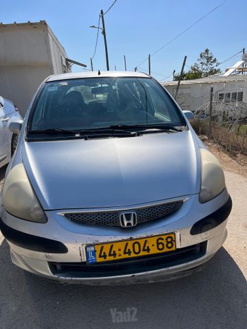 מודעת רכב הונדה ג'אז