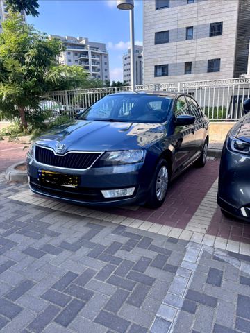 מודעת רכב סקודה ראפיד