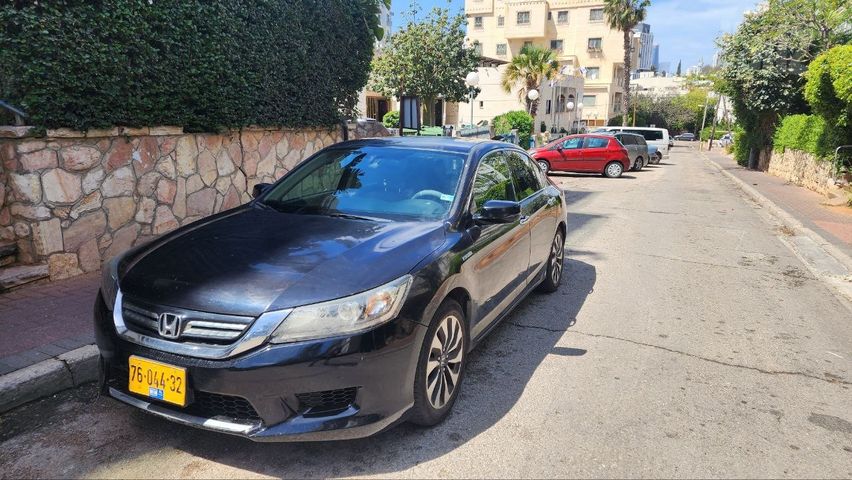 מודעת רכב הונדה אקורד
