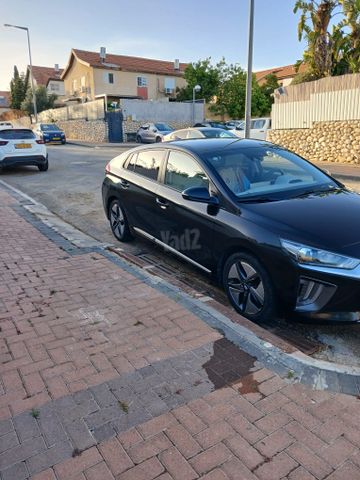 מודעת רכב יונדאי איוניק