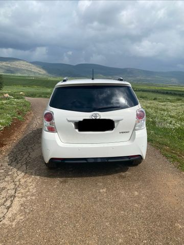 מודעת רכב טויוטה ורסו
