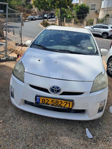 מודעת רכב טויוטה פריוס