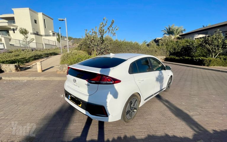 מודעת רכב יונדאי איוניק