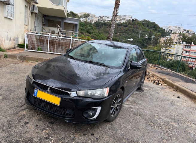 מודעת רכב מיצובישי לנסר