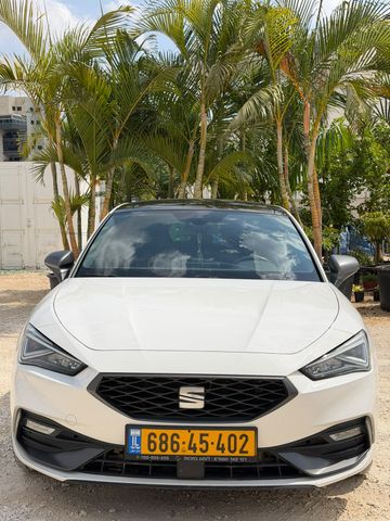 מודעת רכב סיאט לאון