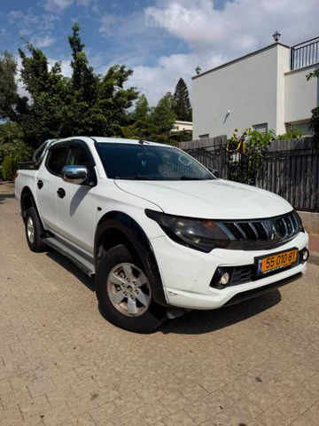 מודעת רכב מיצובישי טרייטון / L200
