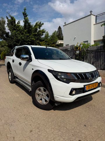 מודעת רכב מיצובישי טרייטון / L200