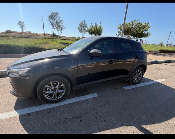 מודעת רכב מאזדה CX-3