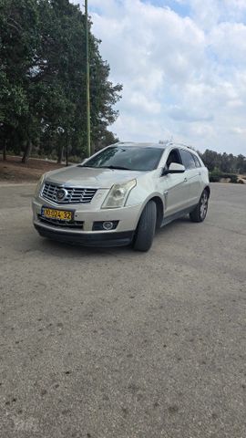 מודעת רכב קאדילק SRX