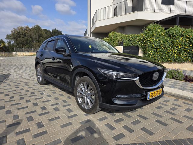 מודעת רכב מאזדה CX-5