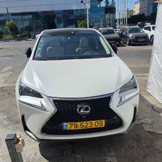מודעת רכב לקסוס NX