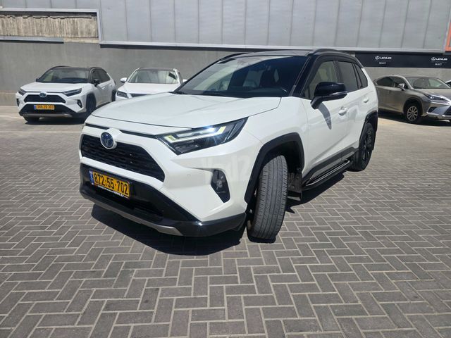 מודעת רכב טויוטה RAV4